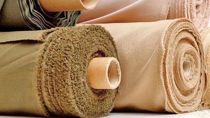 Vải cotton 2 chiều và 4 chiều có độ giãn co giãn khác nhau.